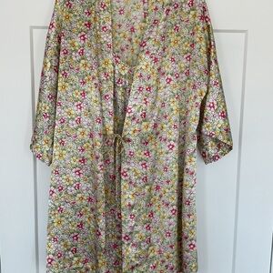 Floral Kimono style gown and robe
